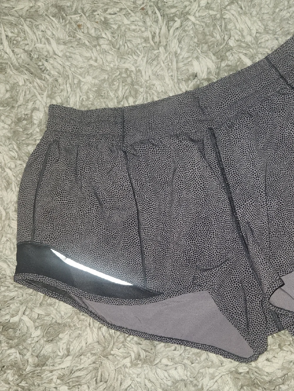 Lululemon Hotty Hot Short II (2.5